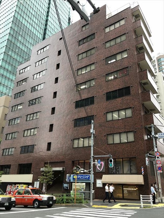 08落合麻布台ビル外壁タイル落下防止工法